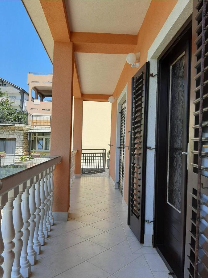 Apartments Grozdana Crikvenica Exterior foto